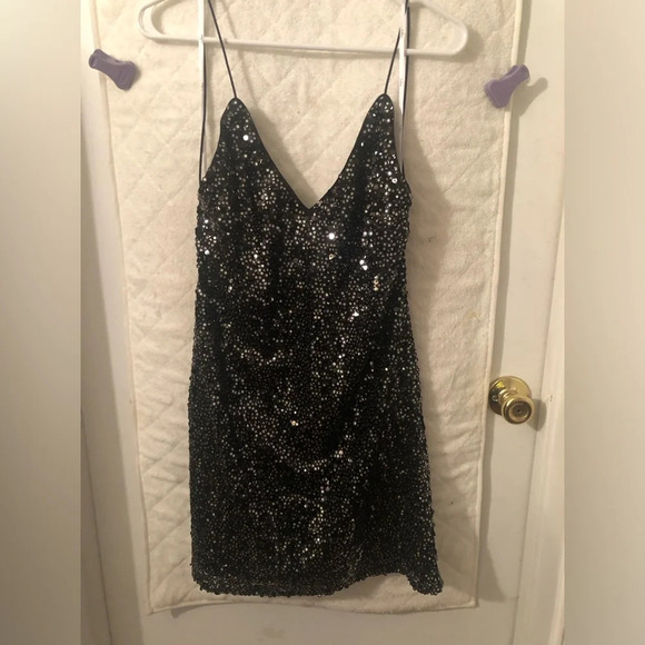 NWT Lulu’s Force of Fashion Black Backless Sequin Mini Dress - Picture 2 of 7